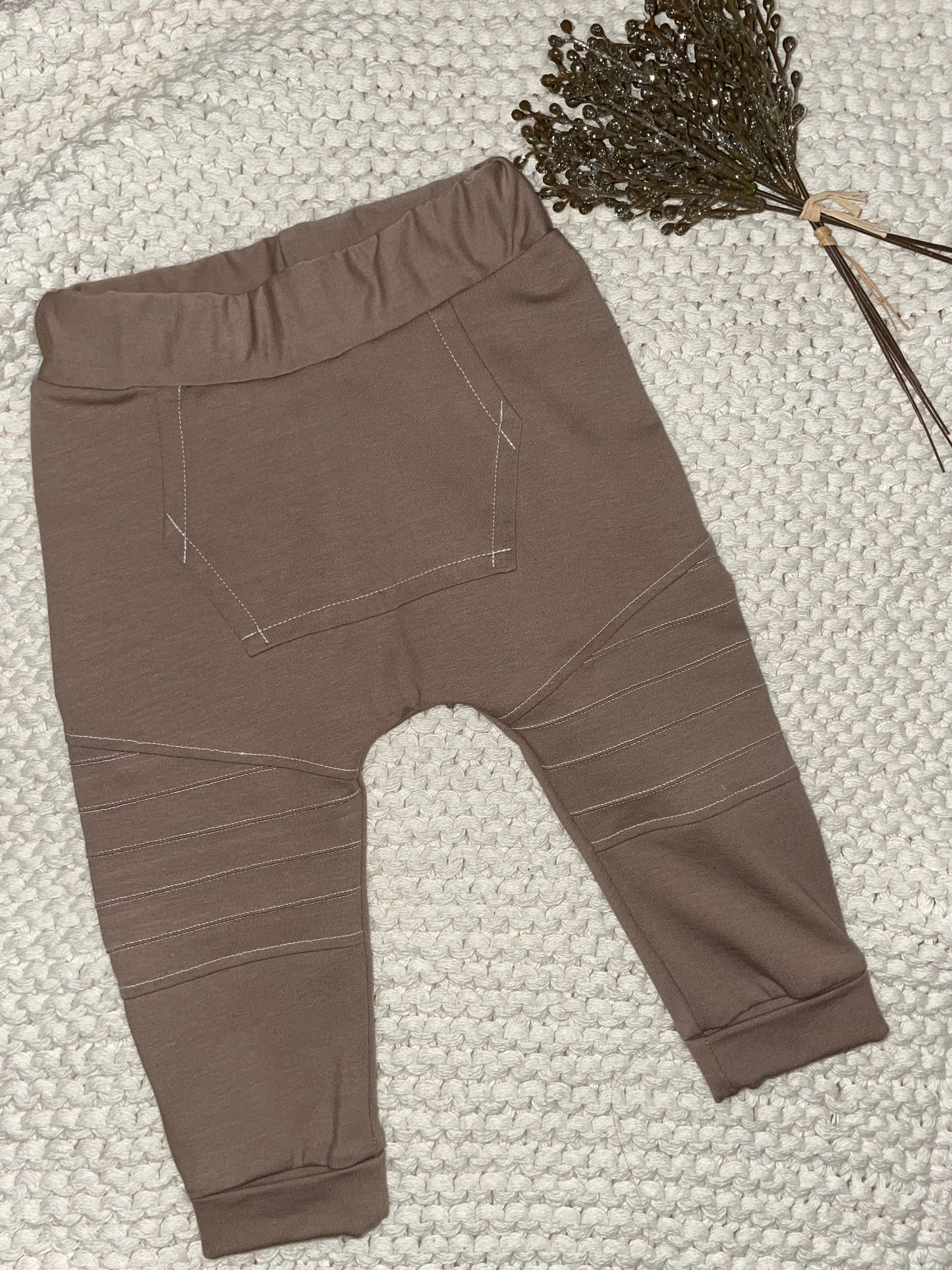 Biesen Hose Hell Braun