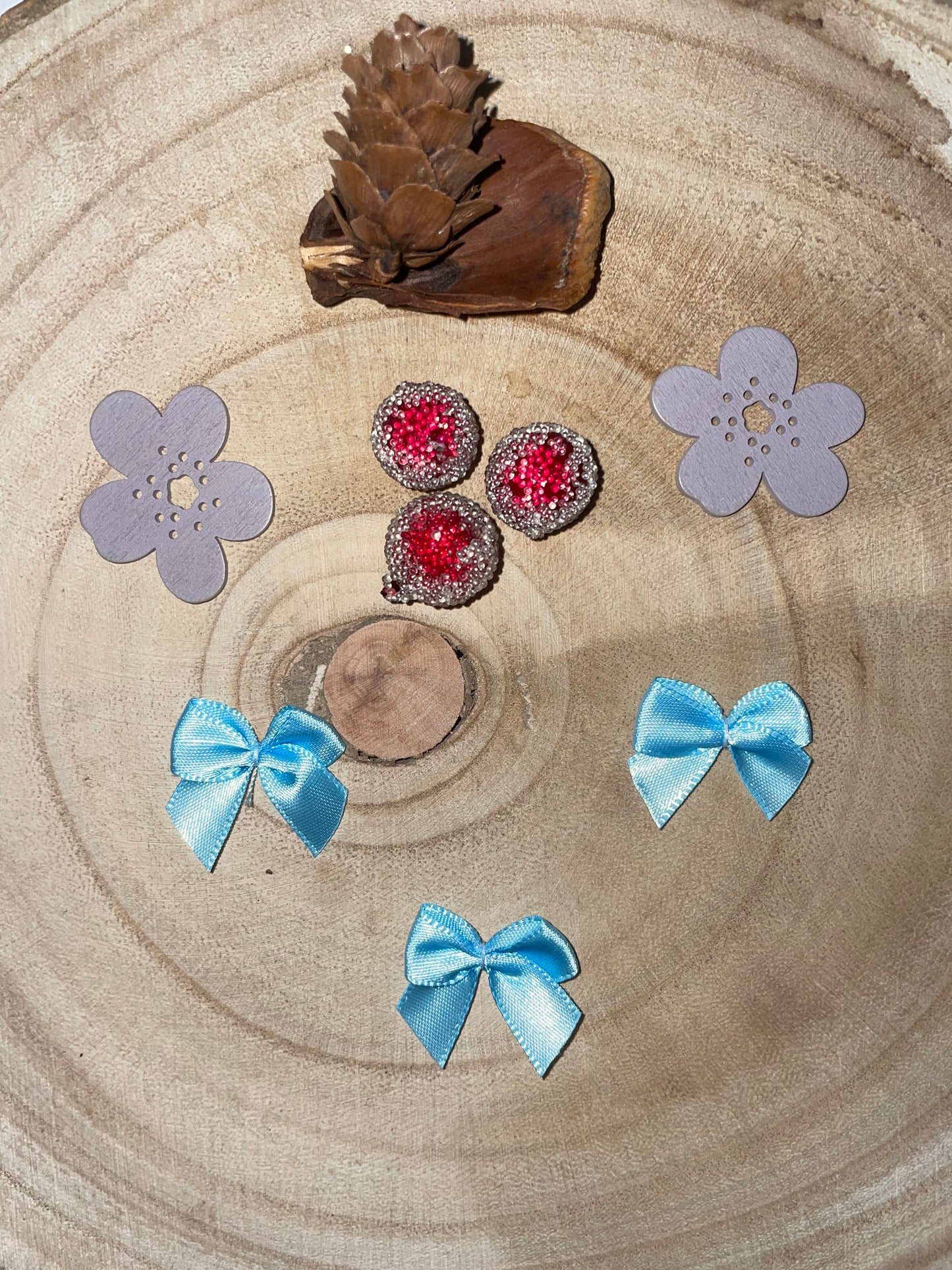 3 KLEINE SATINSCHLEIFEN ♥HELLBLAU♥ 24x24mm